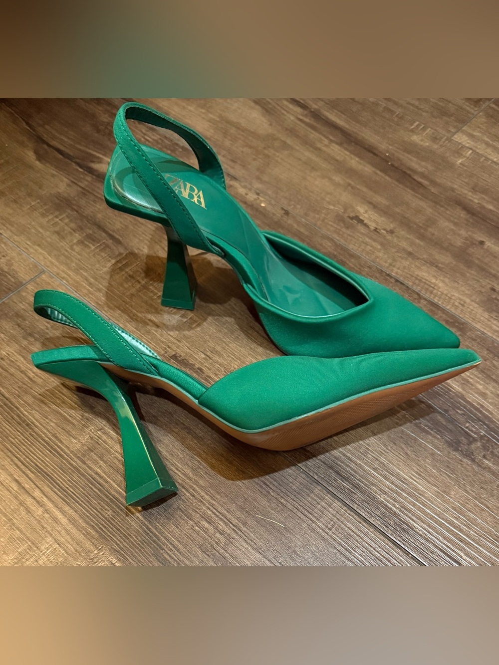 Zara Emerald Green Satin Slingback Pointed Toe Heels Size 38 EU / US 7.5 - Picture 4 of 7